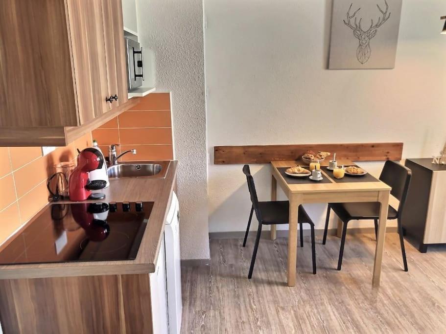 *Nouveau* Pied Des Pistes * Piscine Ext. Chauffee* Alpe d'Huez Luaran gambar